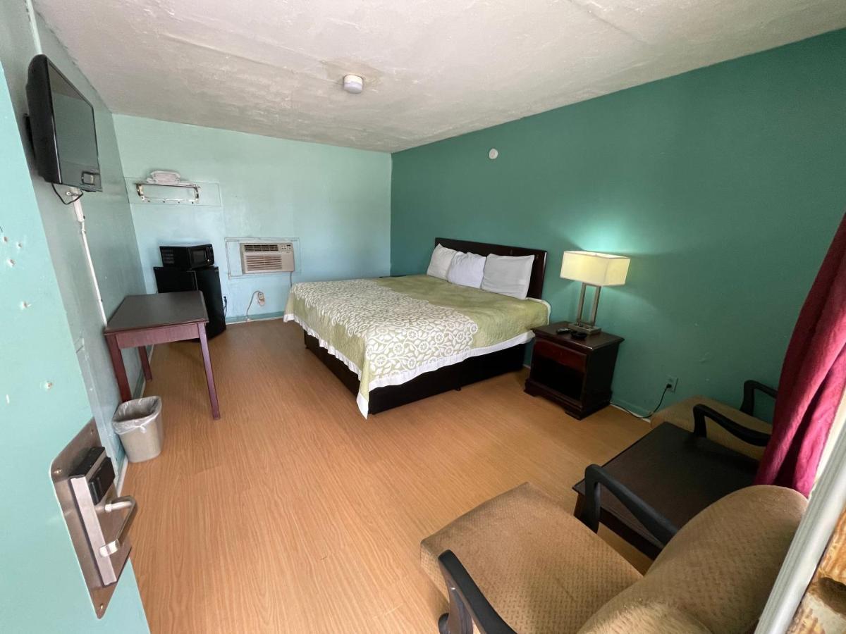 Lamplighter Inn Childersburg Екстериор снимка