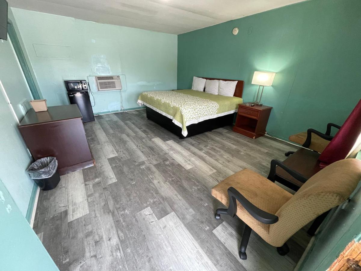 Lamplighter Inn Childersburg Екстериор снимка